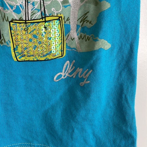DKNY Girls Medium Tee * Shopping with 3D Embellishments - Picture 3 of 7